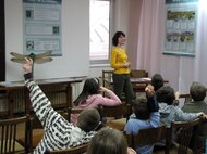 Lektorka Tatiana Šolomeková zasväcuje deti do sveta vážok